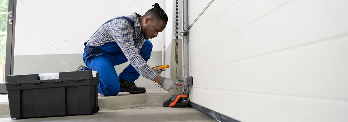 Repair Garage Door Not Closing But Light Flashing in Plainfield, IL